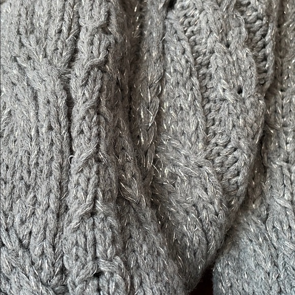 Chunky Knit Gray Infinity Scarf - Picture 3 of 5